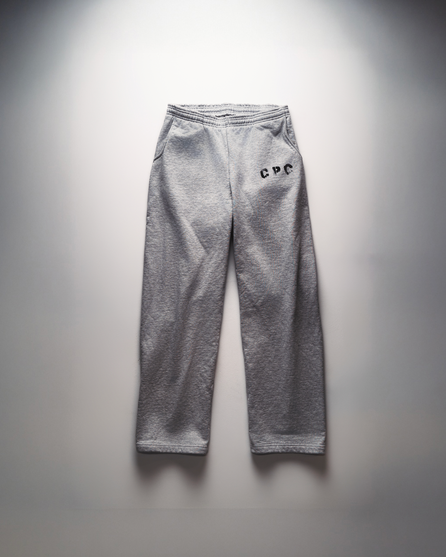 STRAIGHT LEG SWEATS